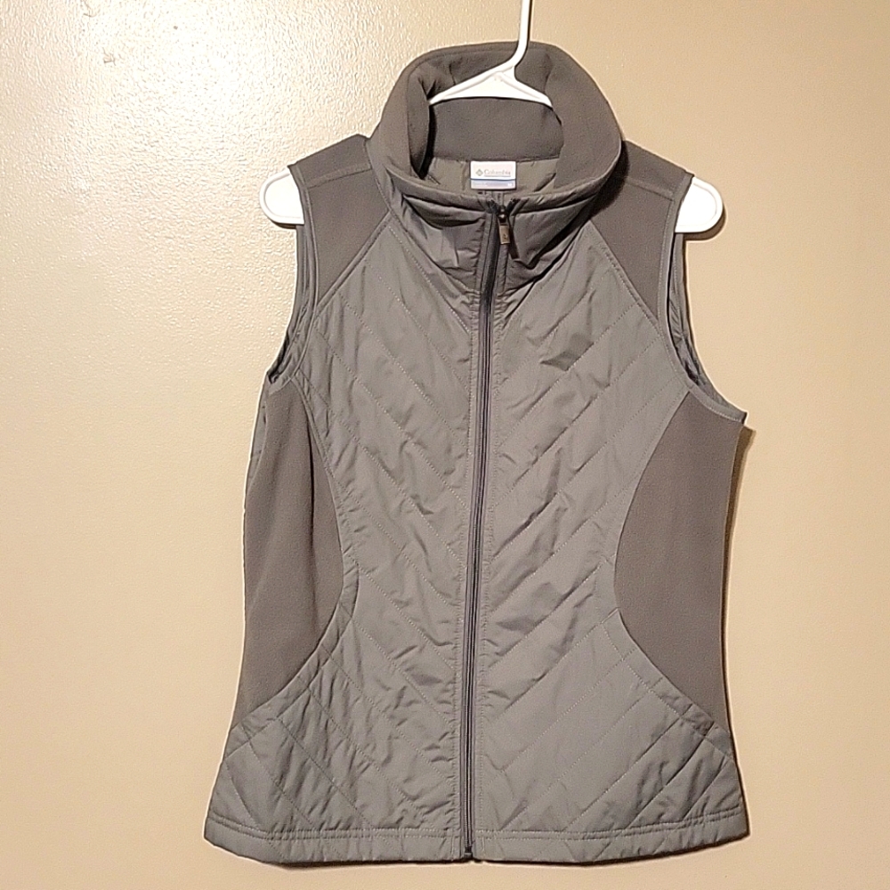Columbia Perfect Mix Quilted Vest Womens Size Medium Gray Fleece